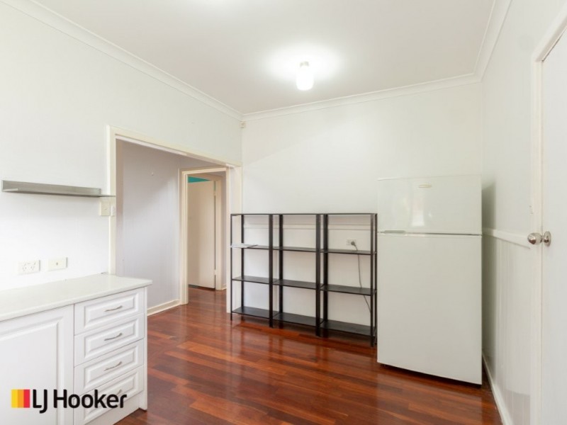 9 Leontes Street, Coolbellup WA 6163