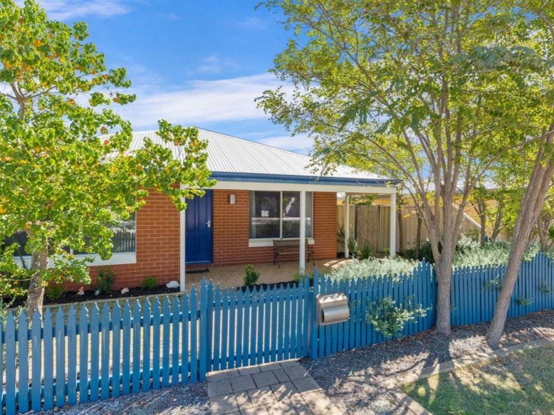 37 Windchime Terrace, Atwell WA 6164