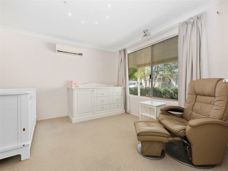 37 Windchime Terrace, Atwell WA 6164