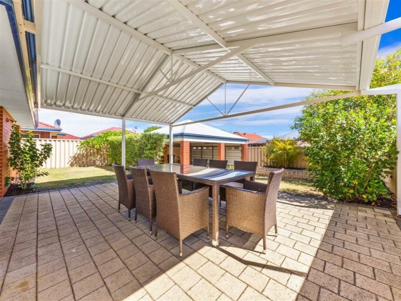 37 Windchime Terrace, Atwell WA 6164