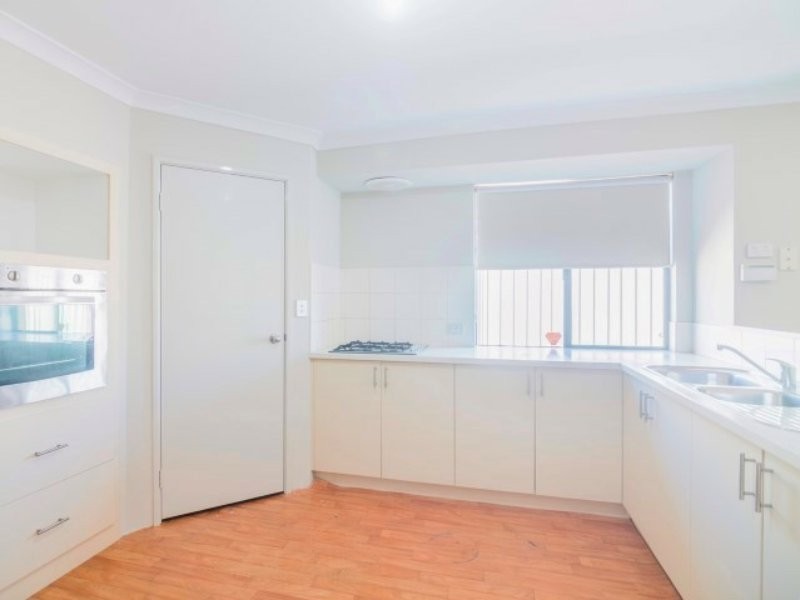 7 Oliver Vista, Bertram WA 6167