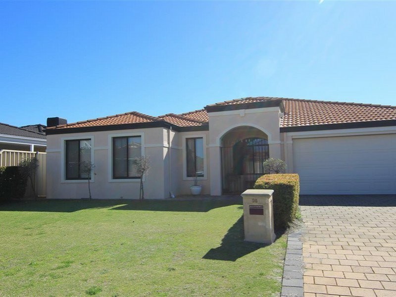 26 Hambly Crescent, Canning Vale WA 6155