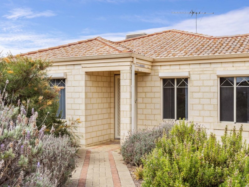 57 Briggs Street, South Lake WA 6164