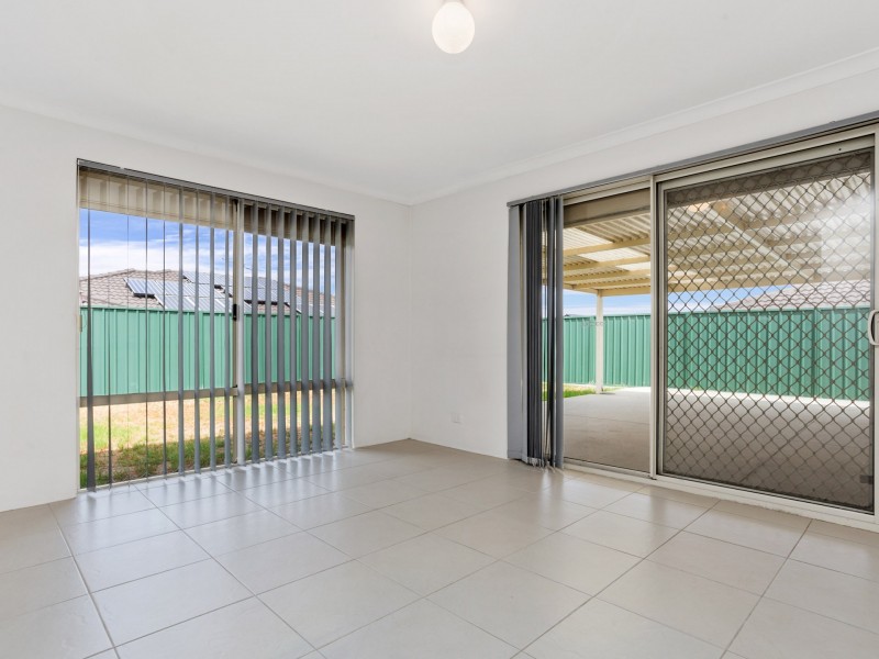 57 Briggs Street, South Lake WA 6164