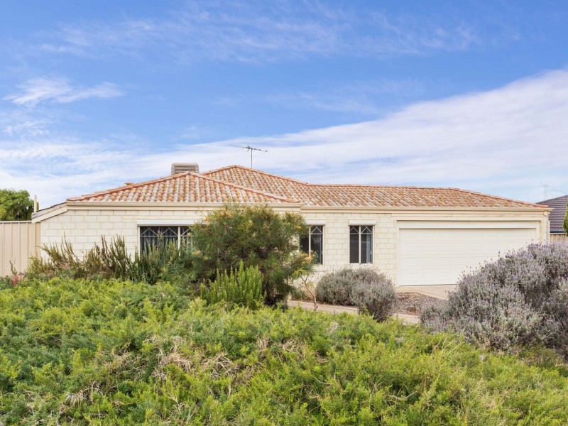 57 Briggs Street, South Lake WA 6164