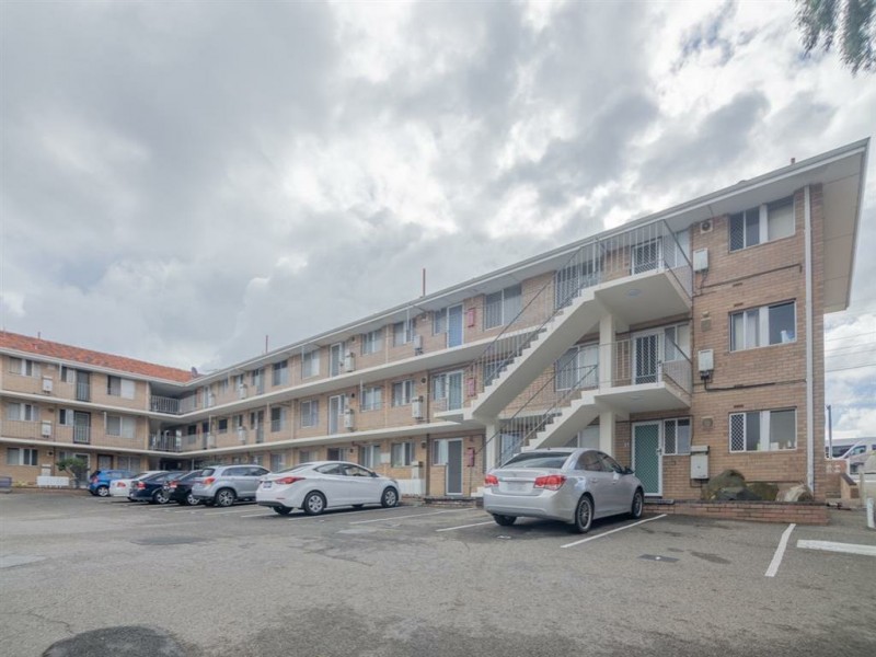 19/83 Phoenix Road, Spearwood WA 6163