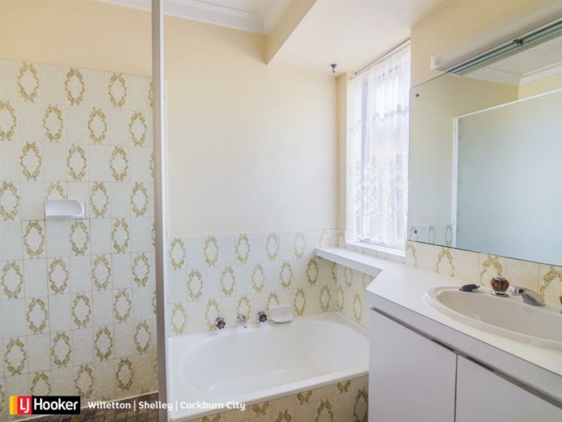 36B Koolan Drive, Shelley WA 6148