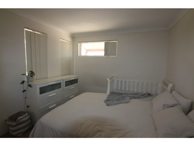 2/41-43 Sixth Road, Armadale WA 6112