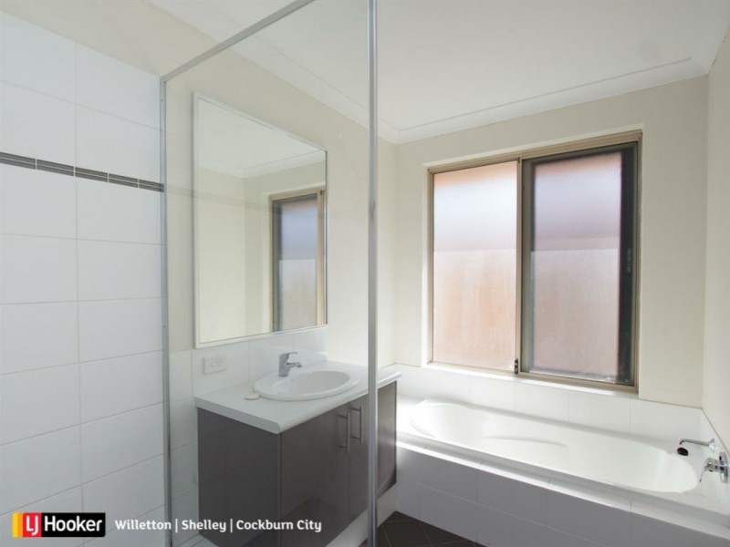 1/157 Seventh Road, Armadale WA 6112