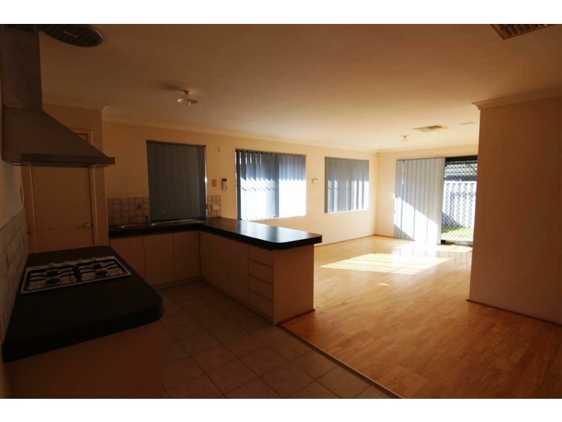 14/5-9 Herndon Close, Cannington WA 6107