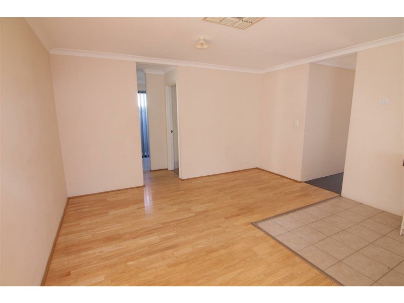 14/5-9 Herndon Close, Cannington WA 6107