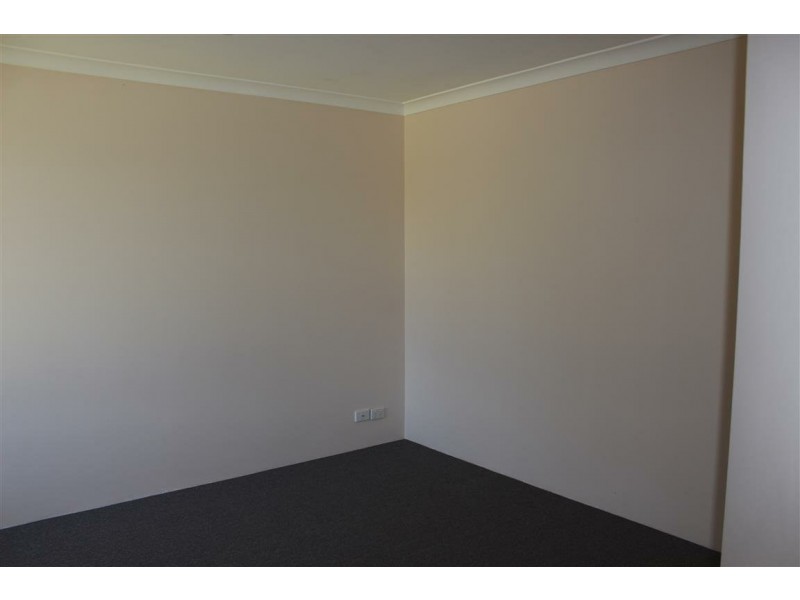 14/5-9 Herndon Close, Cannington WA 6107