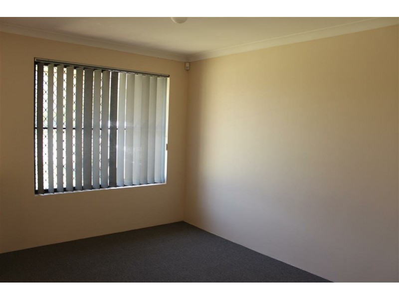 14/5-9 Herndon Close, Cannington WA 6107