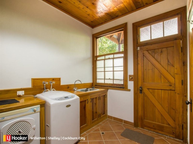 17a Tyre Avenue, Riverton WA 6148