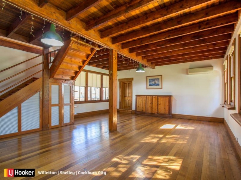 17a Tyre Avenue, Riverton WA 6148