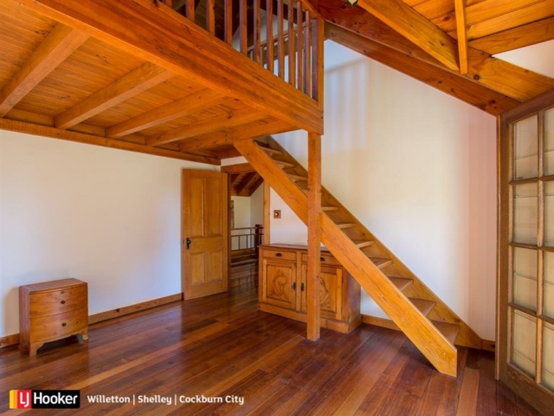 17a Tyre Avenue, Riverton WA 6148