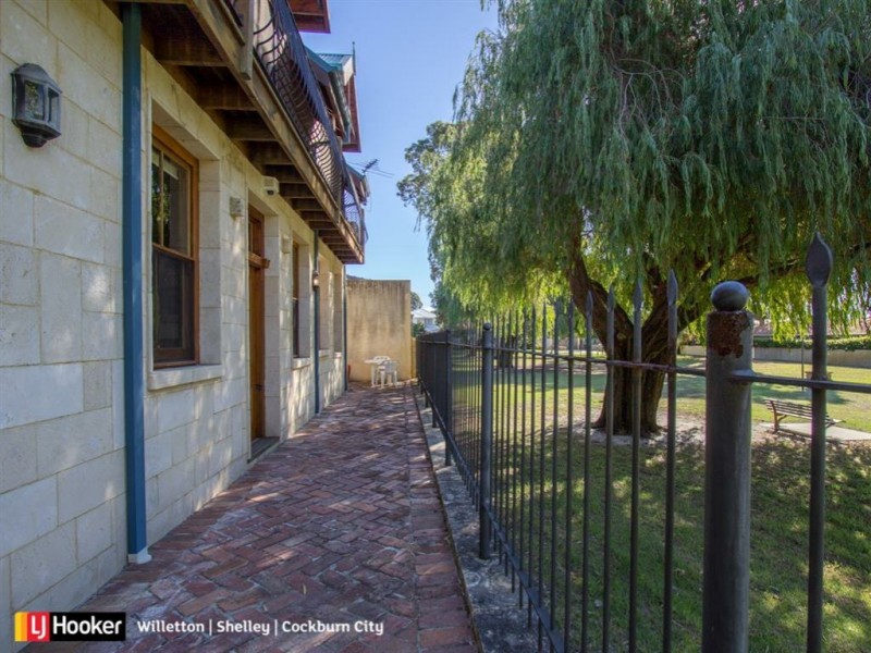 17a Tyre Avenue, Riverton WA 6148