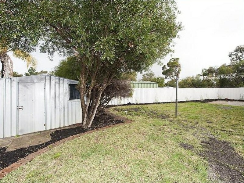 11 Fabian Close, Willetton WA 6155
