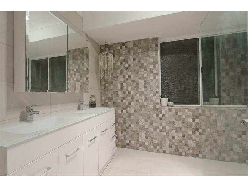 92 Bibra Drive, Bibra Lake WA 6163