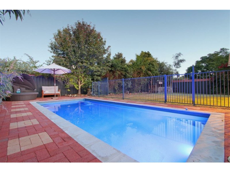 92 Bibra Drive, Bibra Lake WA 6163