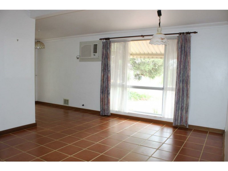 16 Scroop Way, Spearwood WA 6163