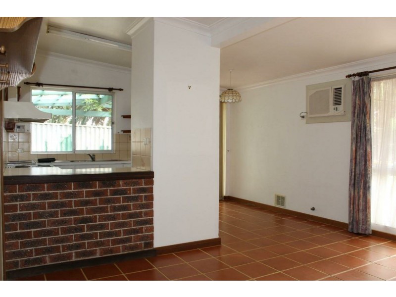 16 Scroop Way, Spearwood WA 6163
