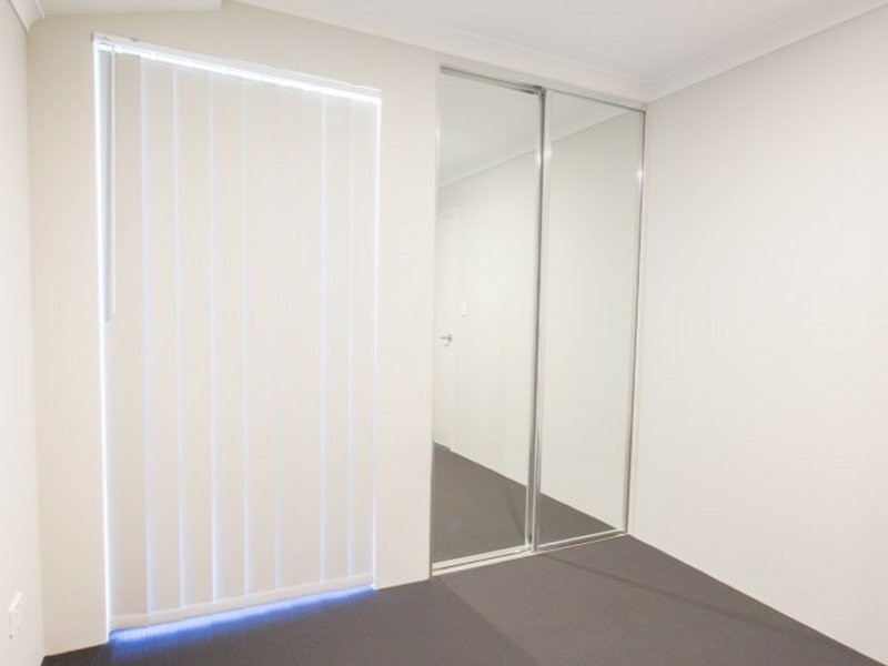 11 Pumice Road, Banjup WA 6164