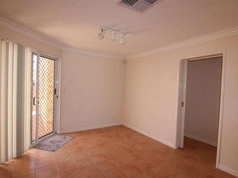 6 Davies Lane, Bentley WA 6102