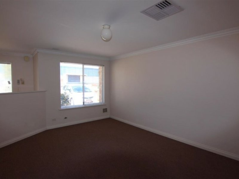 6 Davies Lane, Bentley WA 6102