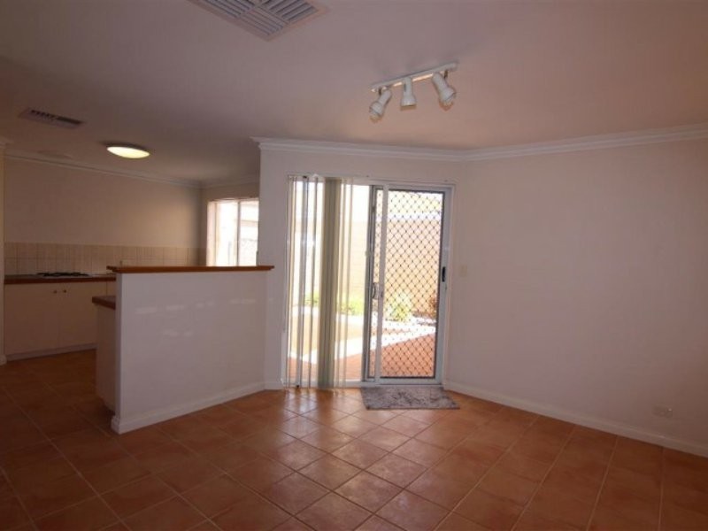 6 Davies Lane, Bentley WA 6102