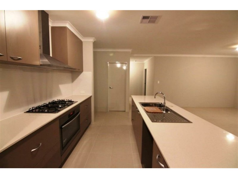 13 Linaker Street, Baldivis WA 6171