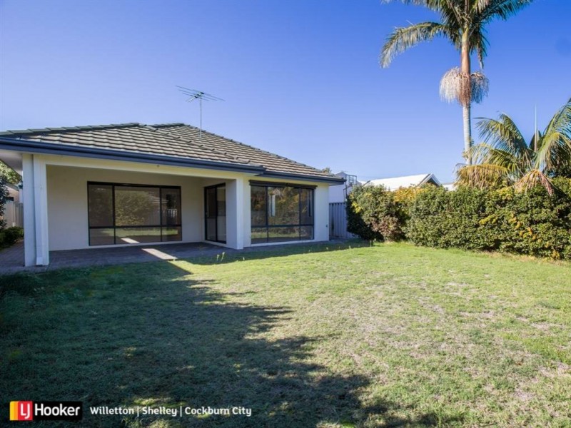 37 Modillion Avenue, Shelley WA 6148