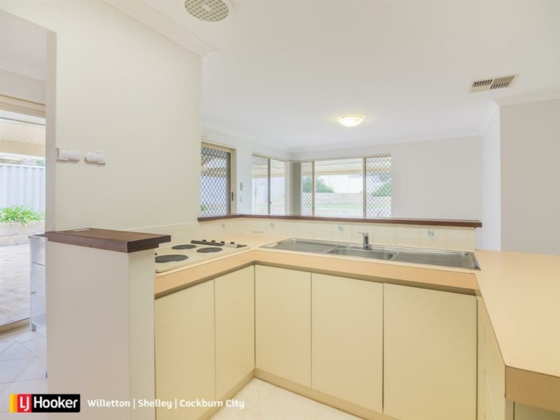 165 Elderberry Drive, South Lake WA 6164