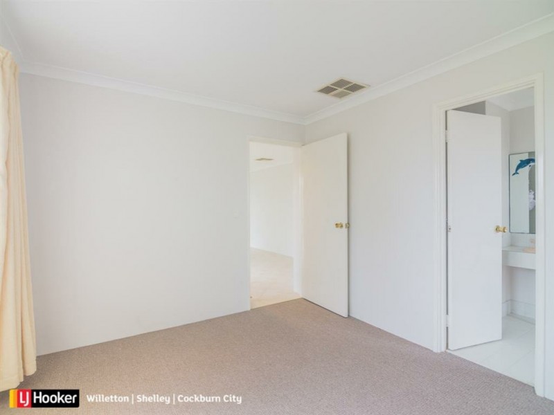 165 Elderberry Drive, South Lake WA 6164