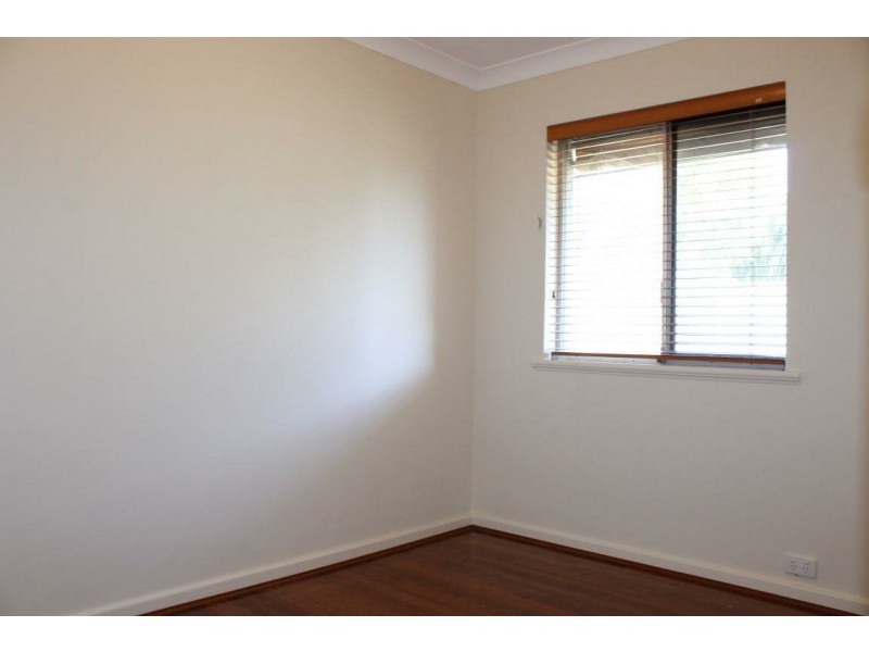 16 Birbeck Way, Spearwood WA 6163