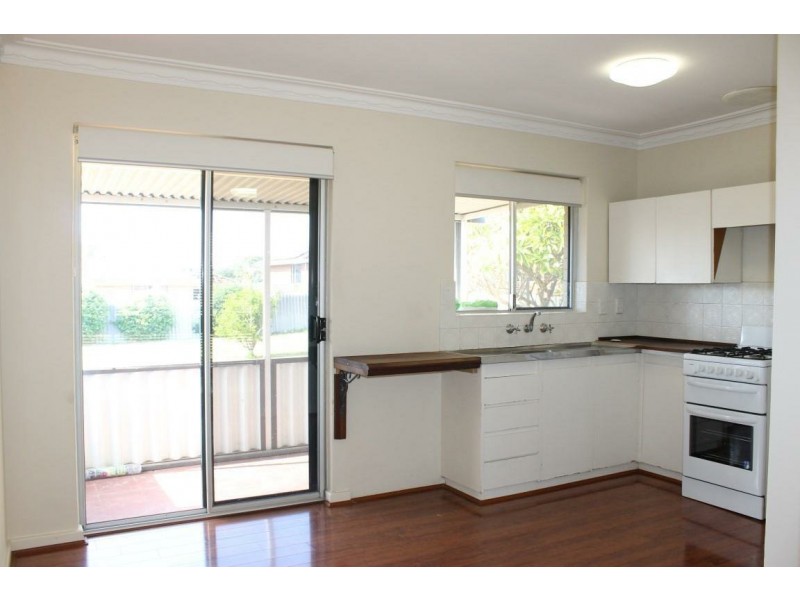 16 Birbeck Way, Spearwood WA 6163