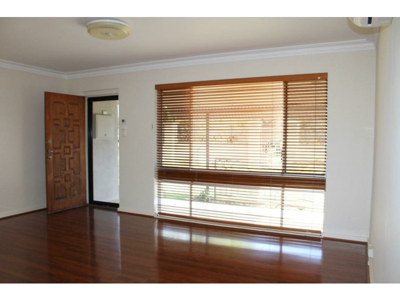 16 Birbeck Way, Spearwood WA 6163
