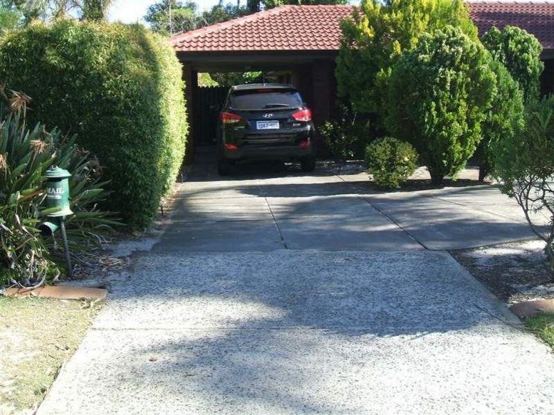 38 Agincourt Drive, Willetton WA 6155