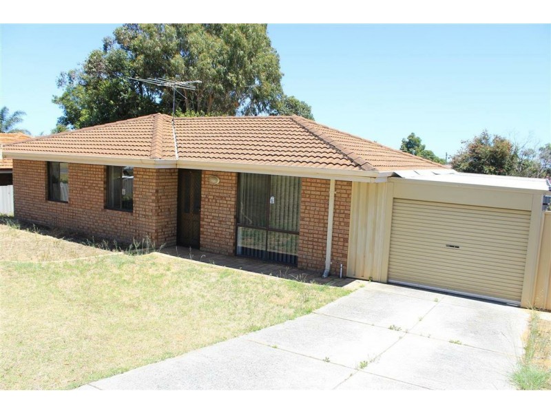 12 Kemmish Way, Parmelia WA 6167