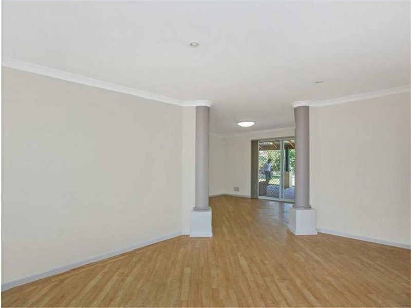 128 Dalrymple Drive, Leda WA 6170