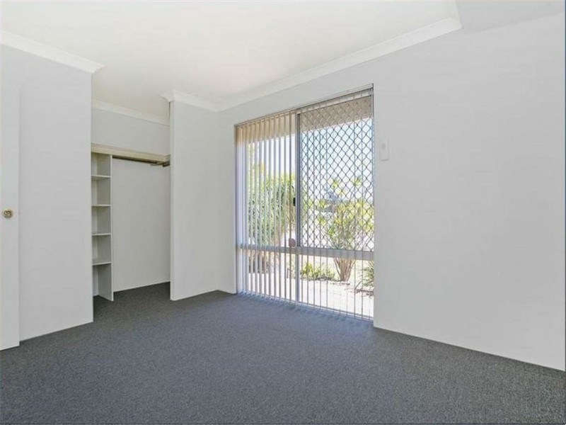 128 Dalrymple Drive, Leda WA 6170