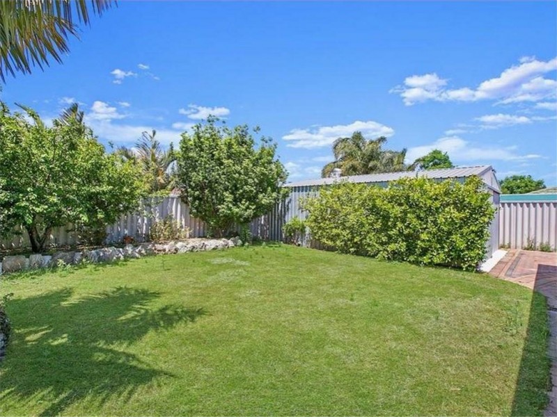 128 Dalrymple Drive, Leda WA 6170