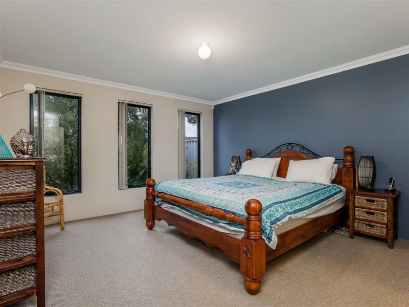 71 Miltona Drive, Secret Harbour WA 6173