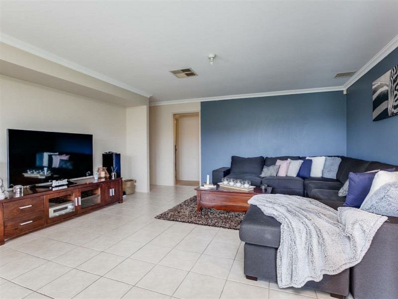 71 Miltona Drive, Secret Harbour WA 6173