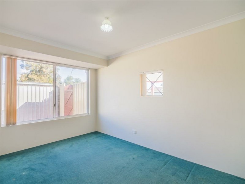 2 Marie Court, Atwell WA 6164