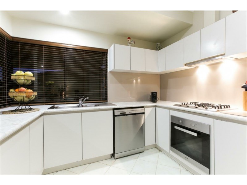 17 Barrington Street, Munster WA 6166