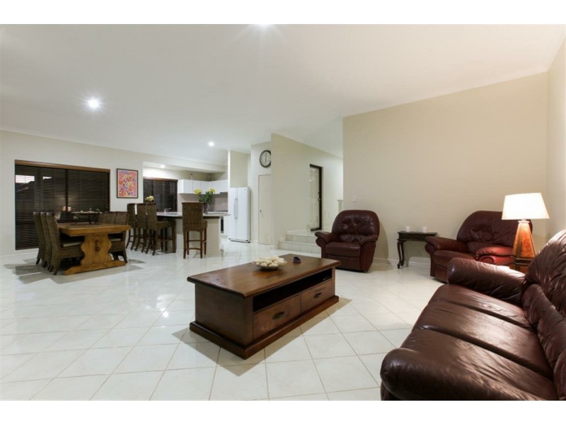 17 Barrington Street, Munster WA 6166