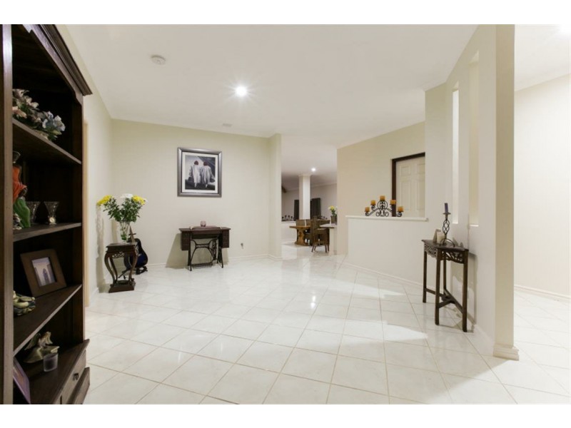 17 Barrington Street, Munster WA 6166