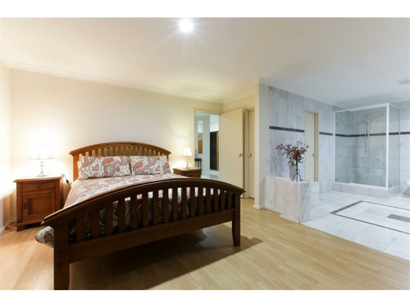 17 Barrington Street, Munster WA 6166