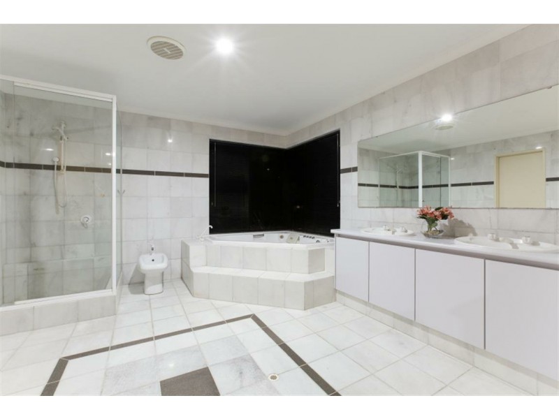 17 Barrington Street, Munster WA 6166